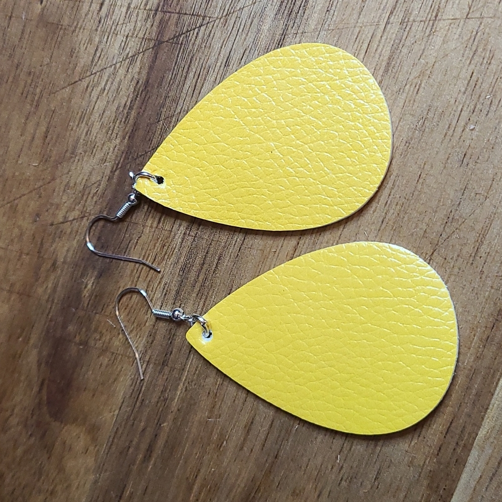 Brand new drop earrings